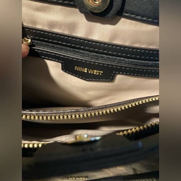 Nine West Brooklyn Jet Set Carryall Satchel NWOT - Picture 7 of 11